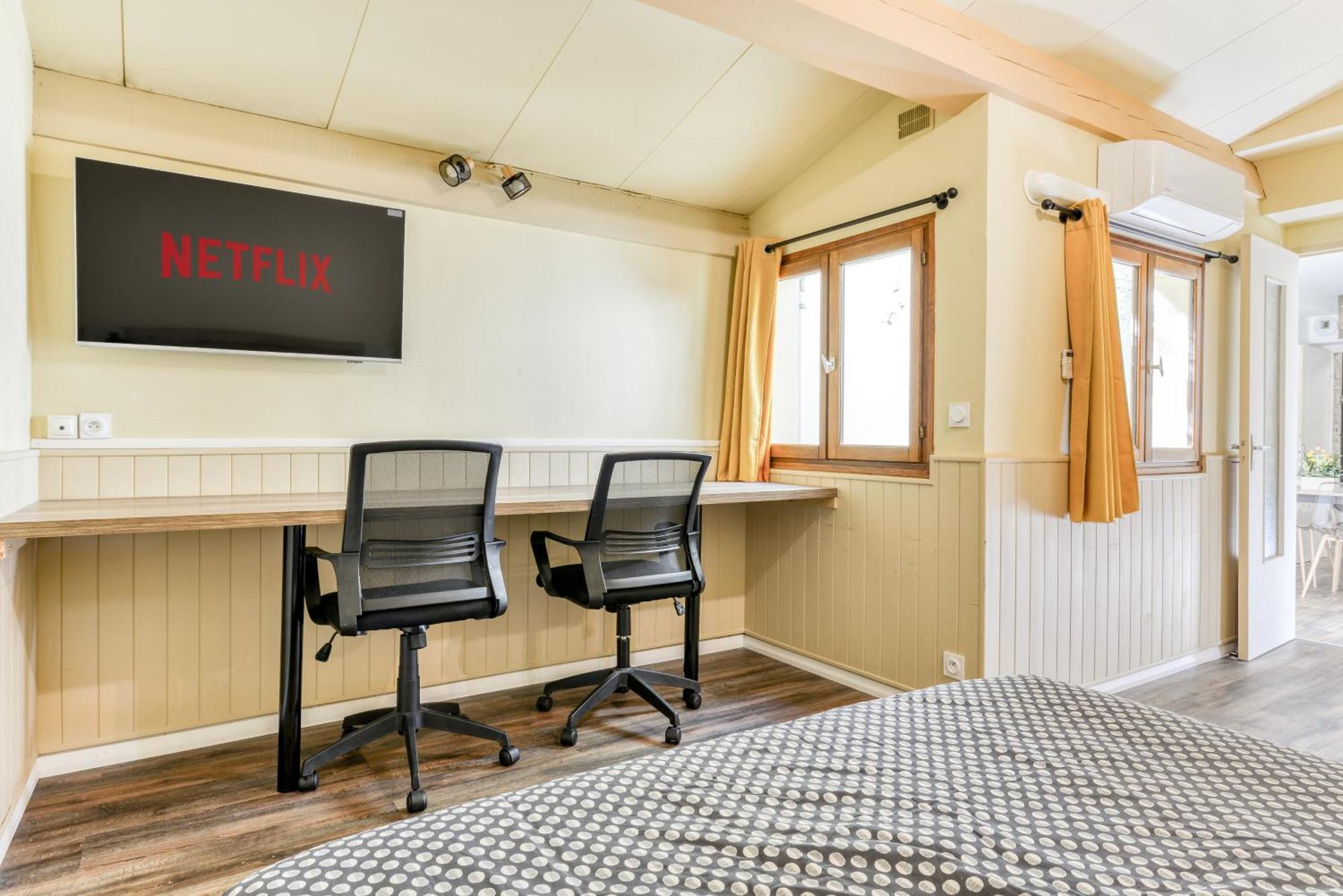 Cote Palais Avec Climatisation - Fibre & Netflix - Spacieux En Rez-De-Chaussee Carcassonne Exteriér fotografie